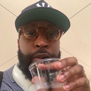 Meet your Posher, Quinton